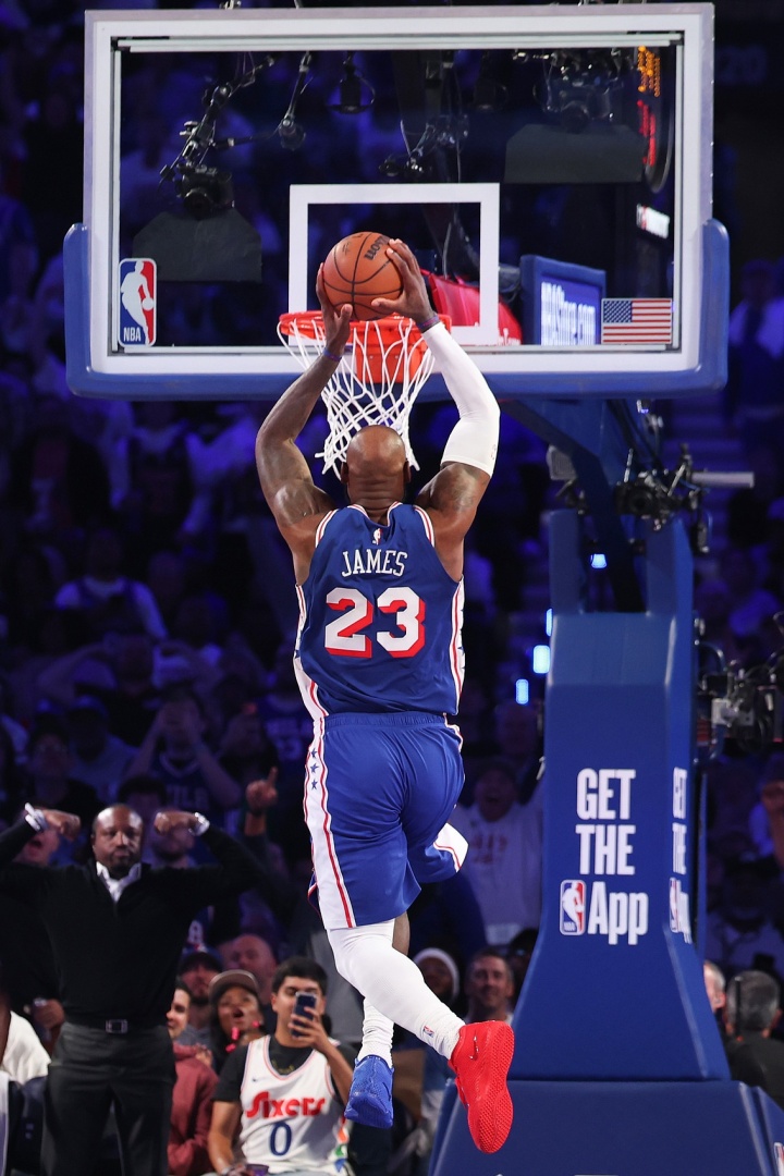 NBA官方:第24年还在起飞 詹姆斯砍两双实现个人生涯最总分偏高差逆转